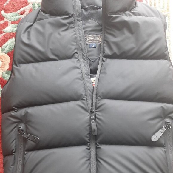 Pendleton Vest - Picture 3 of 8